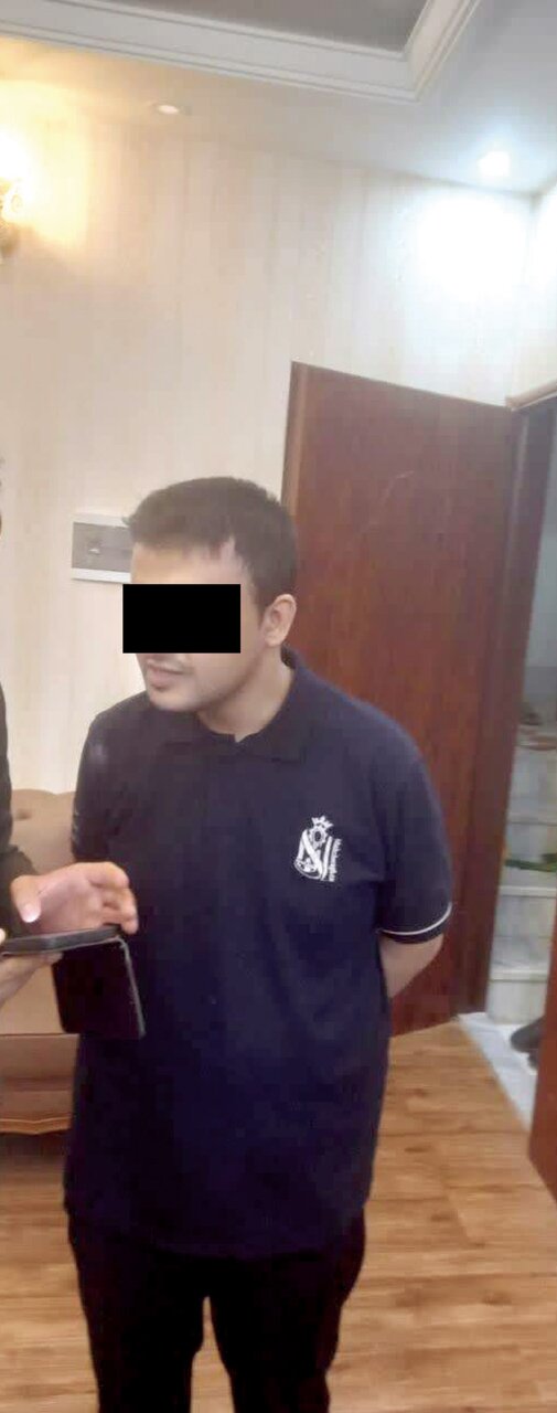 پدرکشی پسر روانی با یک ضربه چاقو + عکس