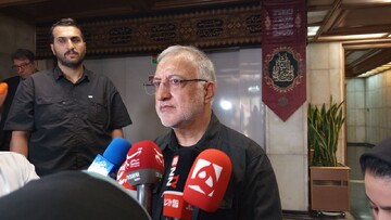 زاکانی:خودمان را موظف به خدمت خاص به اقشار مختلف جامعه می دانیم