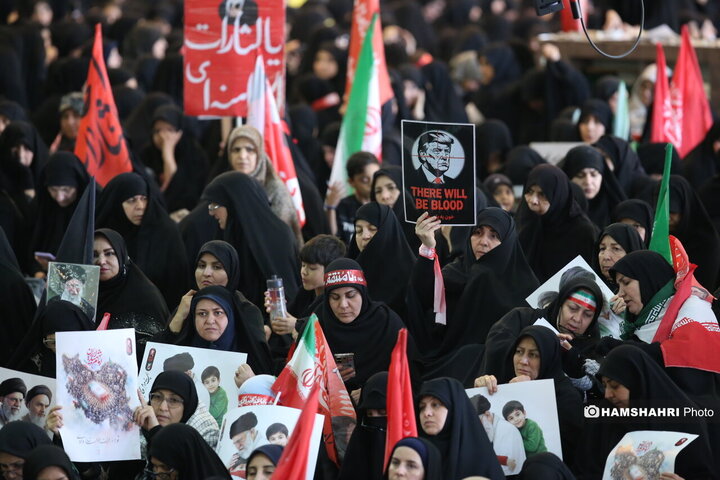 مراسم بزرگداشت آقای شهید ایران در مصلی تهران