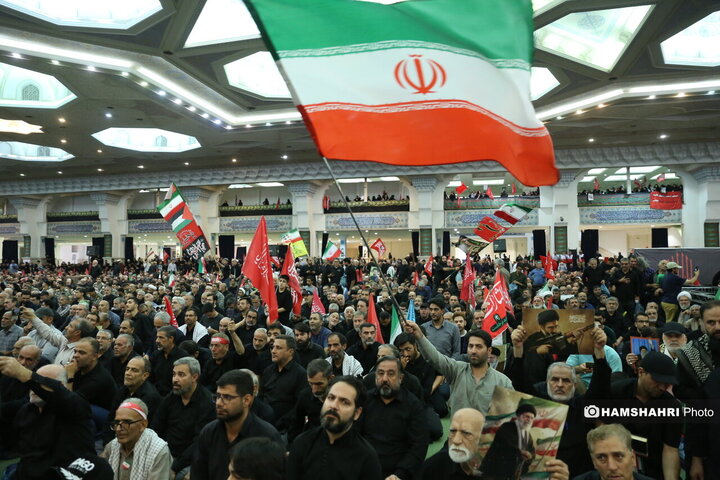 مراسم بزرگداشت آقای شهید ایران در مصلی تهران