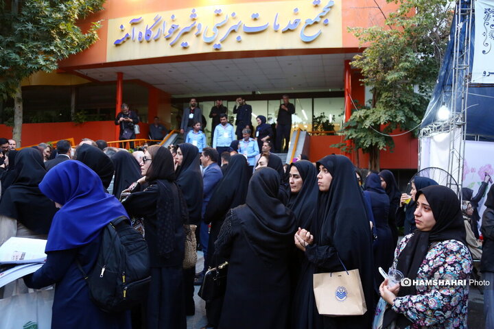 مراسم گرامیداشت رهبر شهید در شیرخوارگاه آمنه