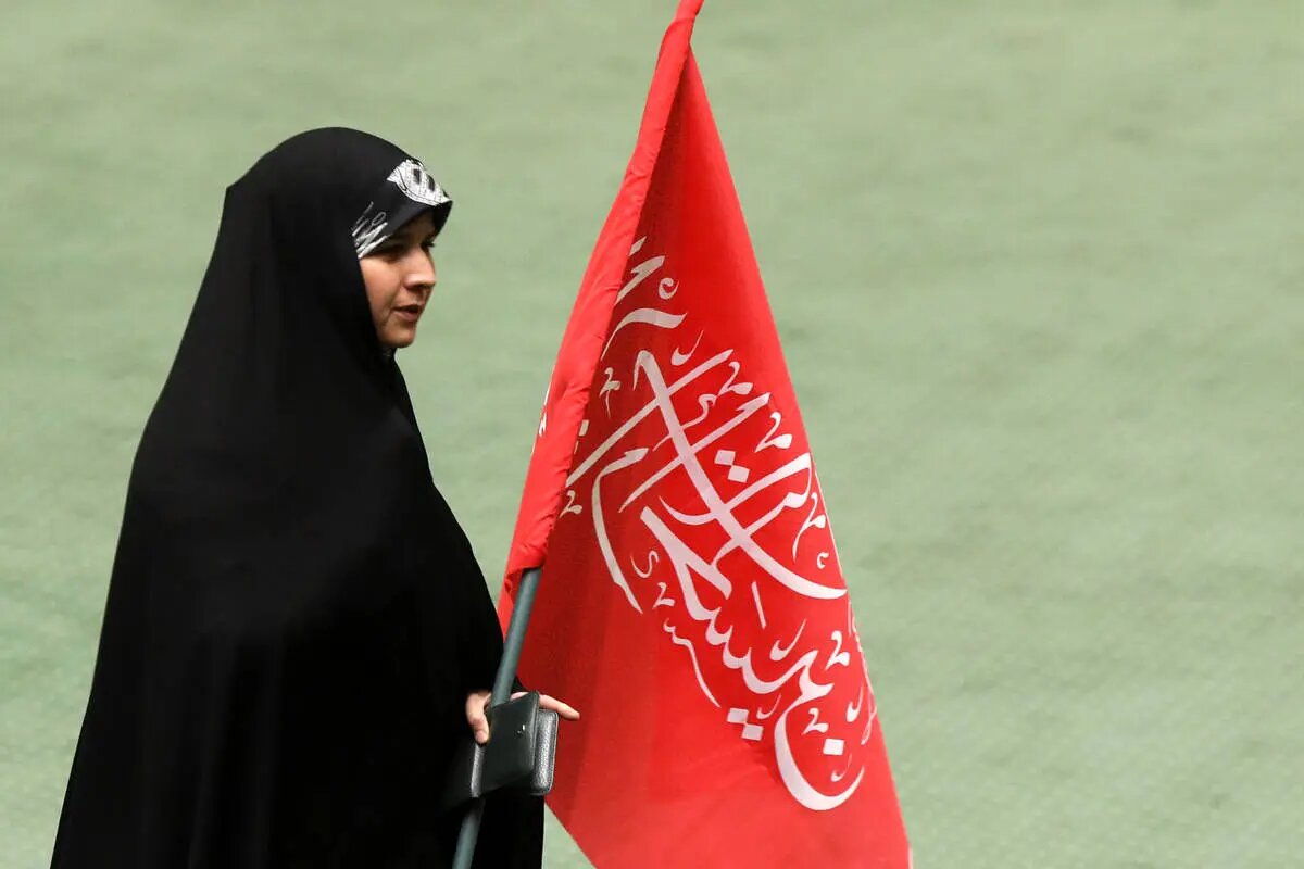 نمایندگان زن در اولین نشست علنی مجلس پس از جنگ | تصاویر