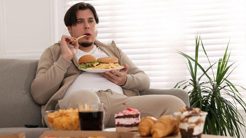 چرا همیشه گرسنه هستید؟ ؛ ۸ دلیل پنهان گرسنگی همیشگی