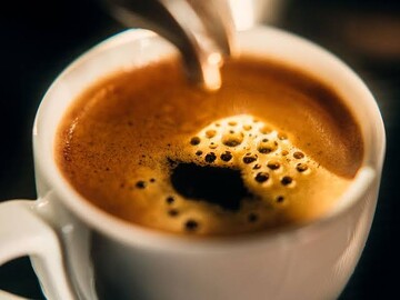 می‌توانید از ۵ فنجان قهوه در روز لذت ببرید، اما به این شرط...