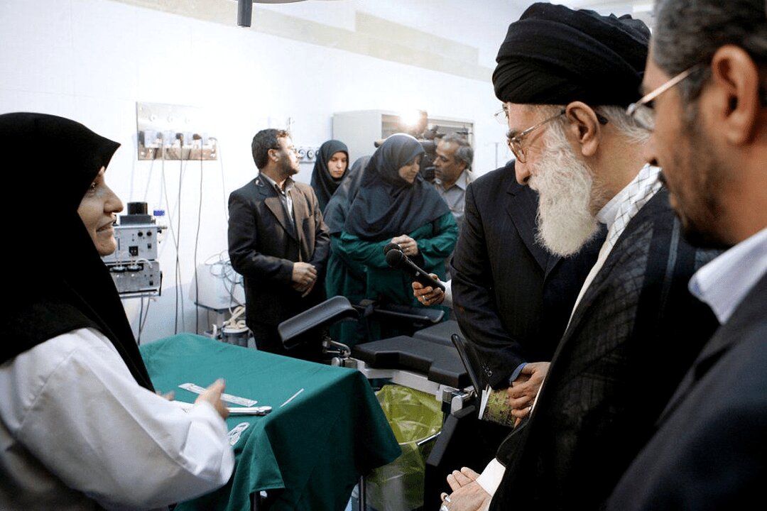تولدی که آقای شهید ایران با شنیدن خبرش یک شعر ناب خواندند