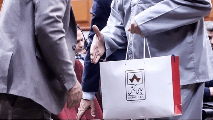 بدهکاران بزرگ بانک‌ها را بشناسید + فهرست اسامی | نکته مهم درباره برخی افراد و شرکت‌های بدهکار