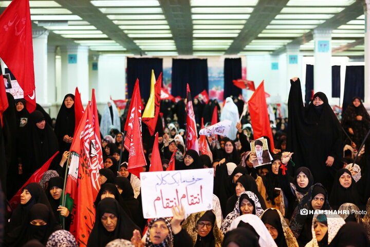 نماز جمعه تهران به امامت حجت الاسلام حاج علی اکبری