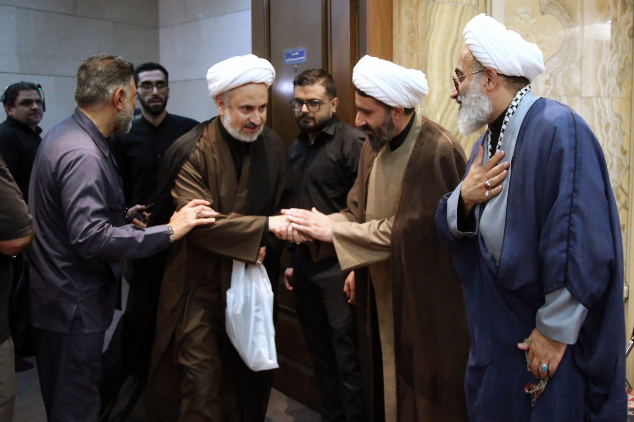 گرامیداشت و اقامه عزای «حبیب ایران»