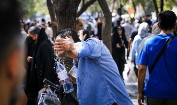 بر مدار گرما | نگاهی به جریان زندگی روزمره در گرم‌ترین روزهای سال در شهرهای مختلف ایران