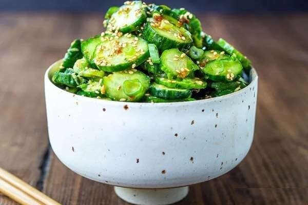 طرز تهیه سالاد خیار کُرهای؛ ترند خوشمزه اینستاگرامی که همه باید امتحان کنند