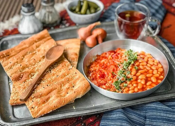 املت شاپوری اصیل را فقط باید در قهوهخانههای رشت خورد