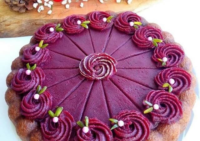 طرز تهیه حلوا آلبالو؛ دسر خوشرنگی که مهمانها را غافلگیر میکند