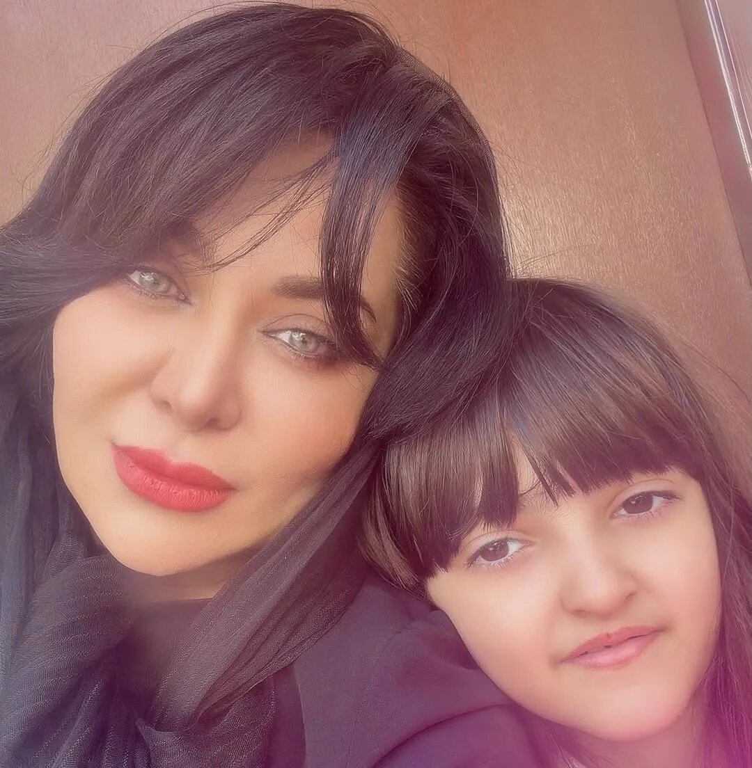 سلفی مادرانه فقیهه سلطانی در کنار دخترش گندم؛ ببینید