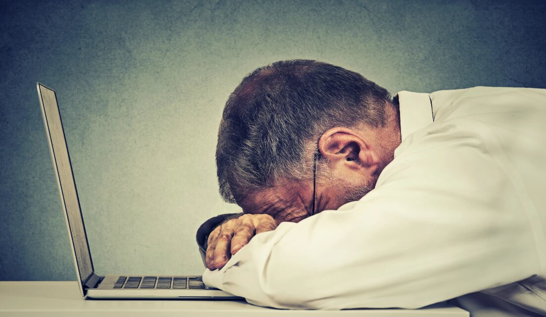 محاسبات جالب بدن انسان | چند ساعت خوابیدن میتواند یک بیخوابی چندروزه را جبران کند؟