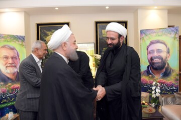 دیدار حسن روحانی با خانواده شهید لاریجانی + تصاویری از یادگاری های شهید لاریجانی