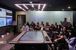 رویداد رسانه‌ای SHOWROOM
