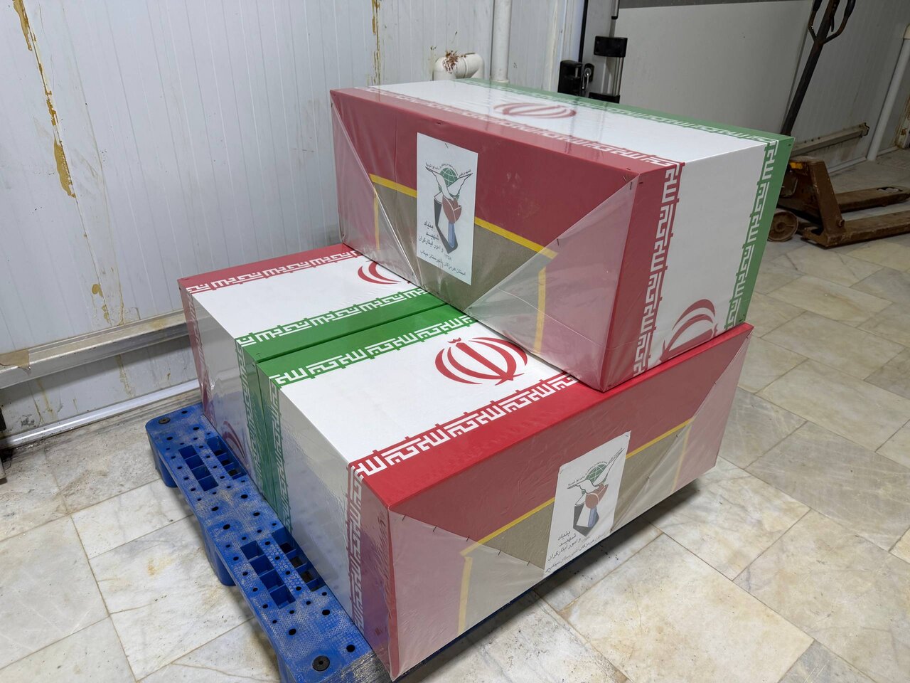 داغ میناب تمامی ندارد | فیلم تشییع جنازه شهدای تازه شناسایی شده میناب