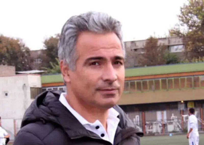 ۳ بازیکن پرسپولیس باید اخراج می شدند اما داوران اتاق var بیخیال بودند | این خارجی بهترین بازیکن دربی بود