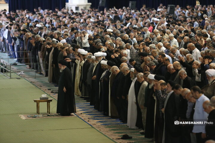 نماز جمعه تهران به امامت آیت‌الله خاتمی اقامه شد