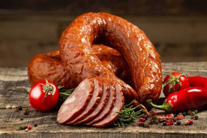 ملکه کالباسها را بشناسید | طرز تهیه ۹ غذای خوشمزه با سوسیس پنیری محبوب
