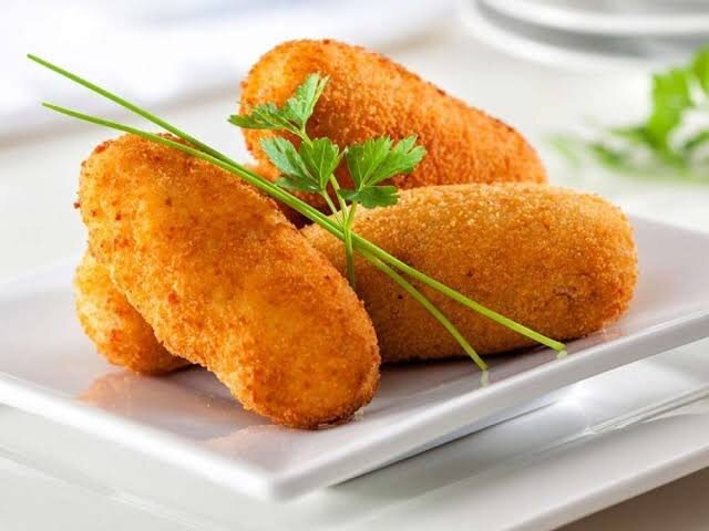 ملکه کالباسها را بشناسید | طرز تهیه ۹ غذای خوشمزه با سوسیس پنیری محبوب