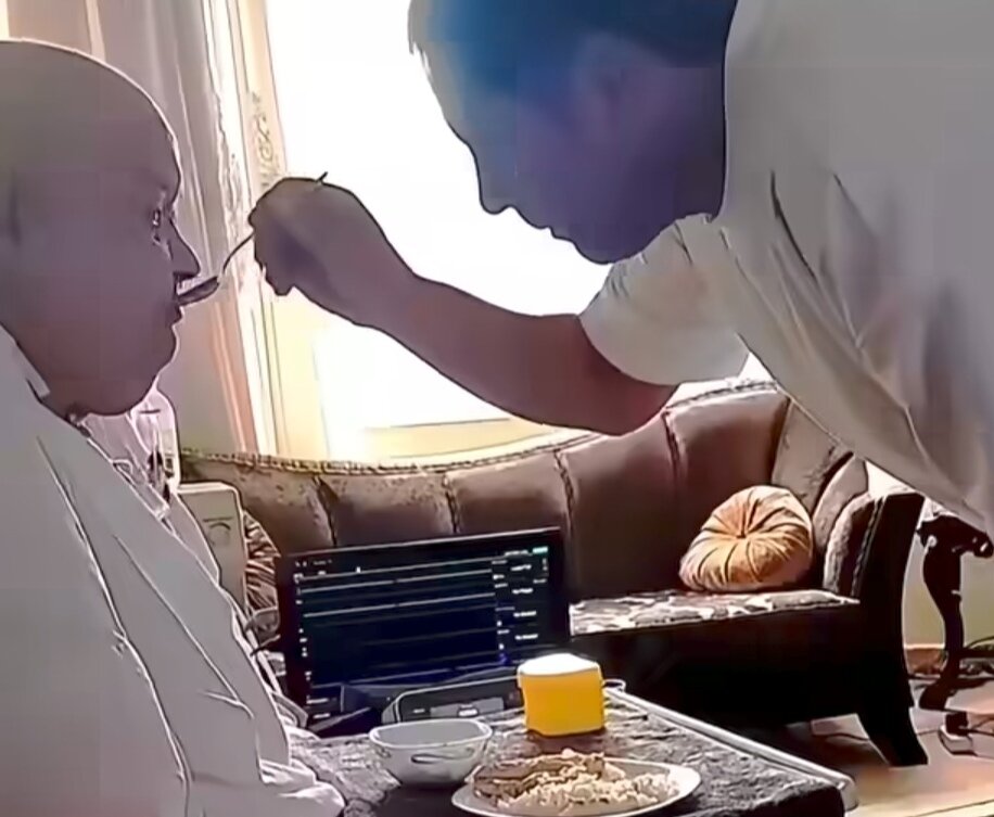 اکبر عبدی