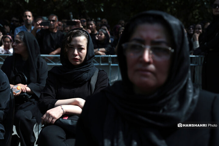 تشییع پیکر زنده‌یاد «اکبر عبدی»
