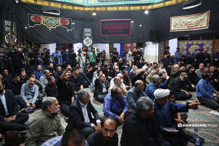 مراسم بزرگداشت رهبر شهید ایران توسط اصحاب رسانه