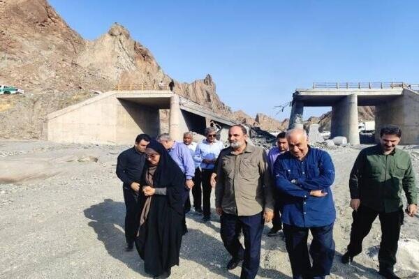 روایت سازندگی در شرجی ۴۵ درجه بندرعباس