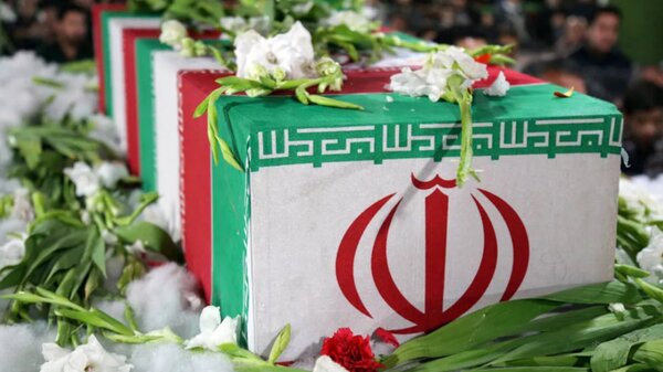 ورود پیکر مطهر شهدای حمله آمریکایی ـ سعودی به ایران + تصاویر
