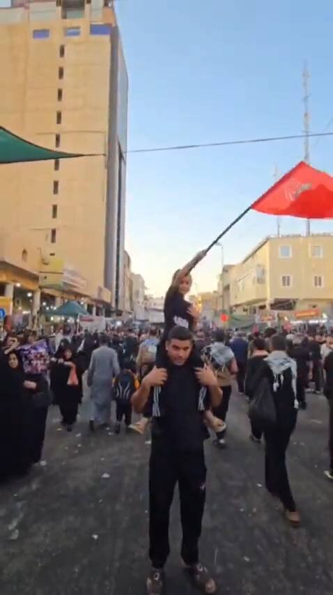 خونخواهان در طریق الحسین | پرچمهای سرخ در مسیر اربعین