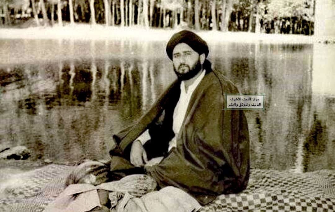 تصویری از سید مصطفی خمینی در مسیر نجف به کربلا