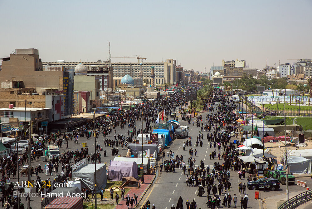 آخرین عمود | تصاویری از خیل مشتاقان و زائران اربعین حسینی که برای تجدید پیمان با سیدالشهدا(ع) راهی کربلا شدهاند