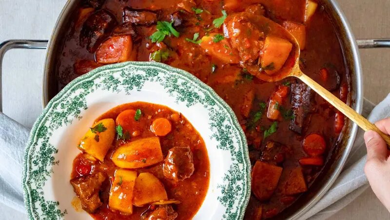 طرز تهیه خوشمزهترین خورش ایرانی؛ غذایی ملس و مجلسی