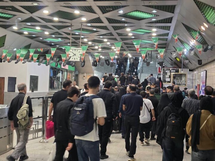 مترو در روز اربعین