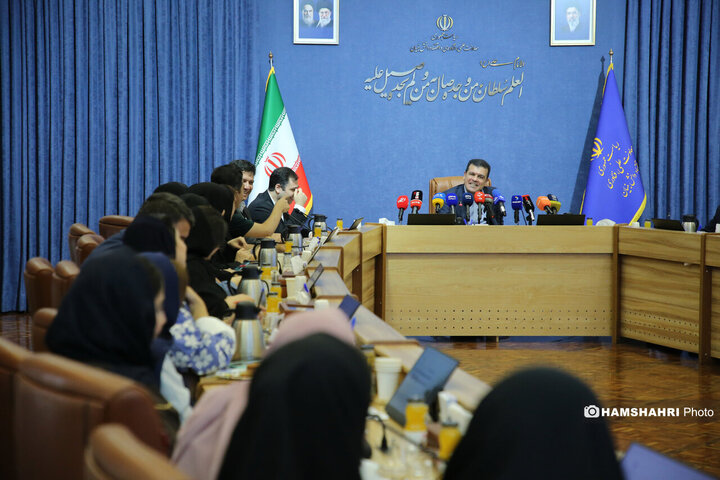 نشست خبری معاون علمی و فناوری رئیس جمهور