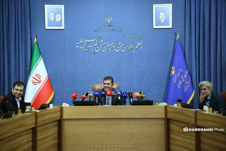 نشست خبری معاون علمی و فناوری رئیس جمهور