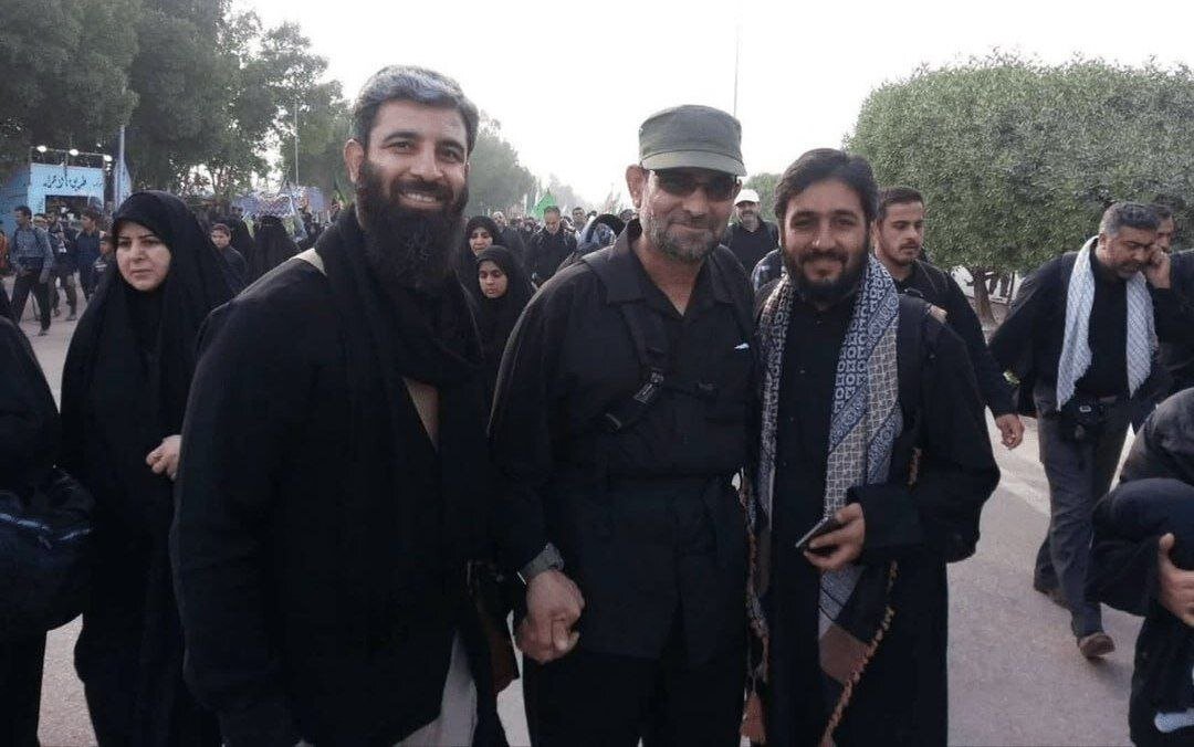 تصویری از سردار شهید تنگسیری در پیاده روی اربعین حسینی