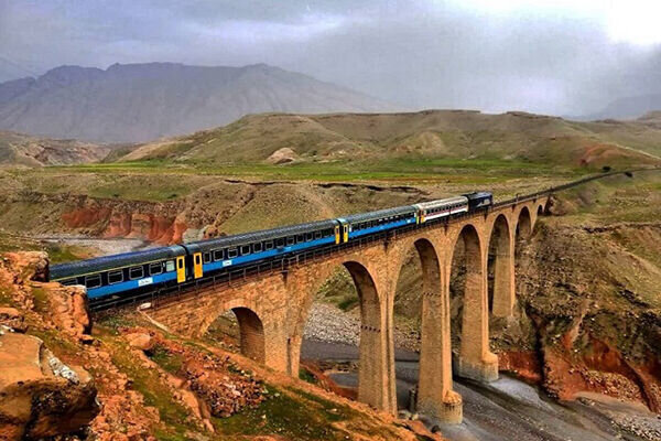 قطار گردشگری تهران ـ شیرگاه از سر گرفته شد