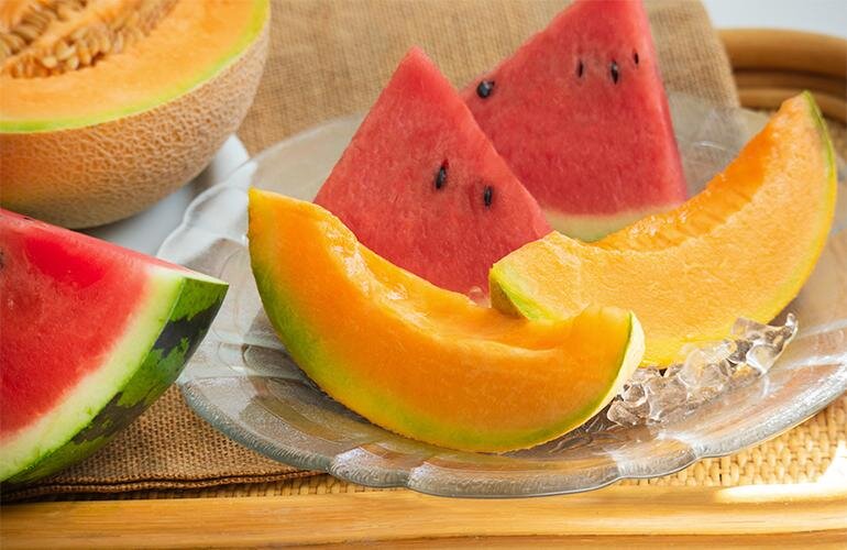 هندوانه یا طالبی؛ کدامیک قند خون را کمتر بالا میبرد؟