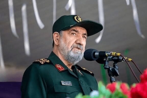 چرا محسن رضایی برای مدیریت شورای عالی امنیت ملی انتخاب شد؟
