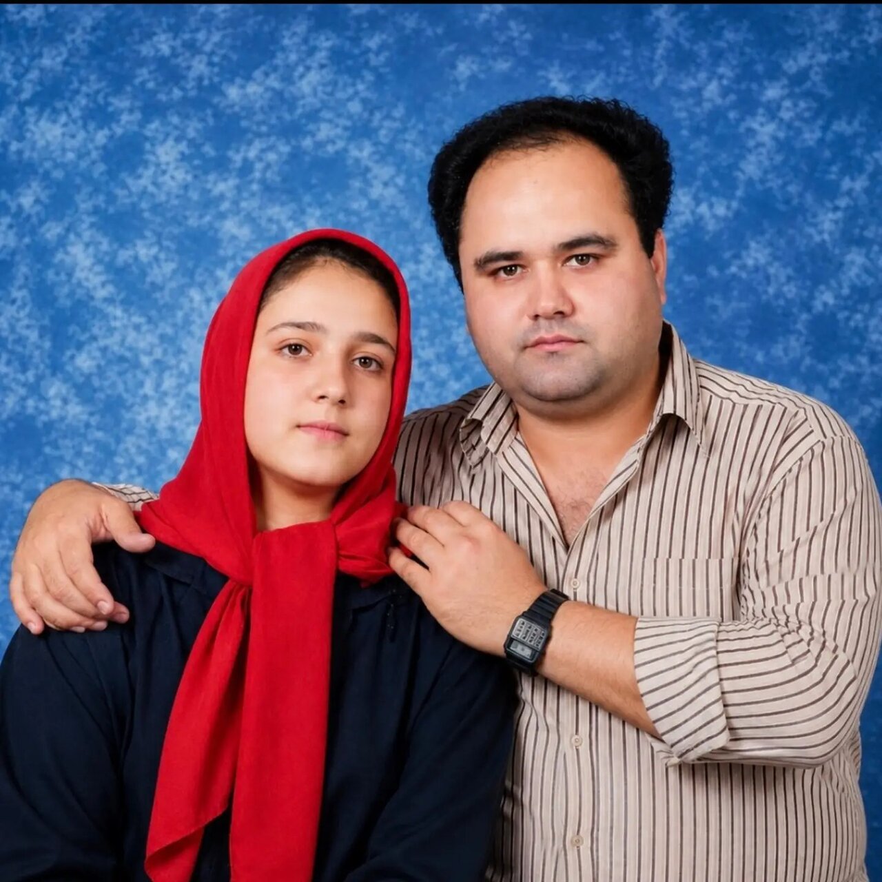 تصویری جالب از اکبر عبدی و همسر ۱۴ سالهاش