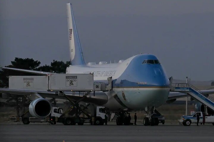 Trump escaped with a food truck; the US President was not on Air Force One!
