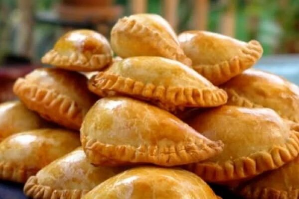 کسانی که هوس پیراشکی گوشت کردهاند، این آموزش فوری را از دست ندهند