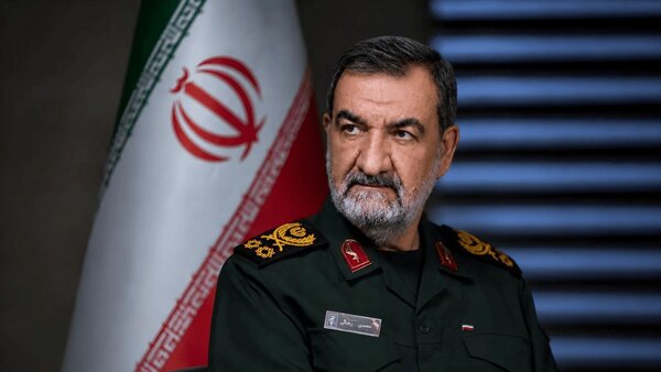 پیام دبیر شورای عالی امنیت ملی  به فرمانده معظم کل قوا