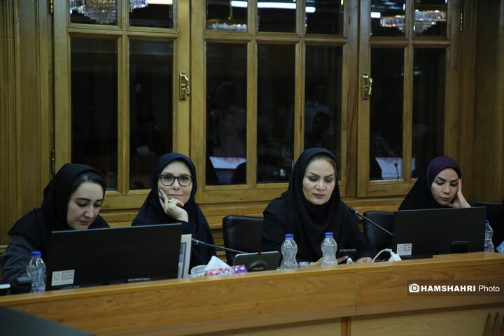 نشست خبری مهندس چمران با اصحاب رسانه