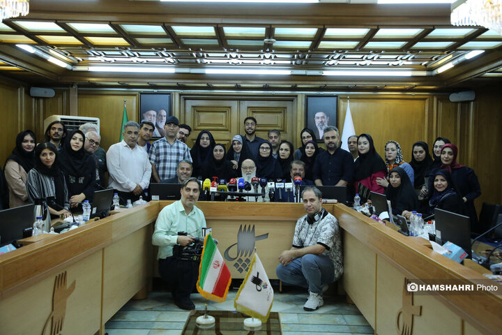 نشست خبری مهندس چمران با اصحاب رسانه