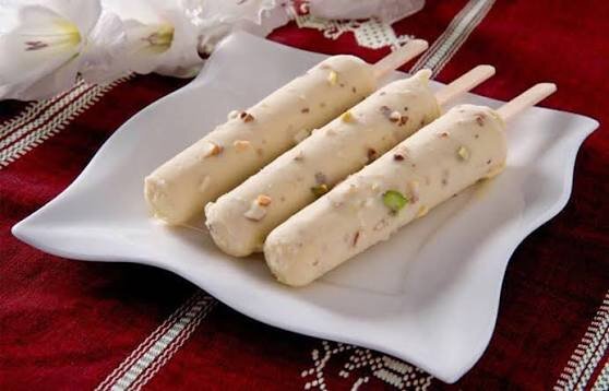 «کولفـی» دسر سنتی هند؛ طرز تهیه ۶ مدل بستنی بدون دردسر همزدن