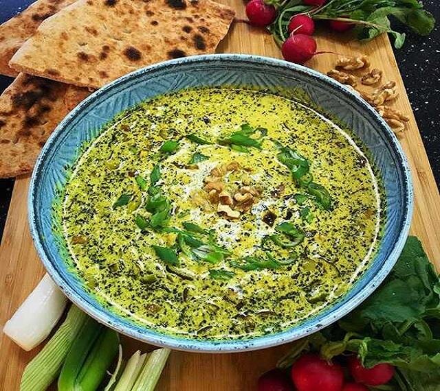 کال‌جوش؛ ماده اصلی این غذای ساده و فوری کشک است