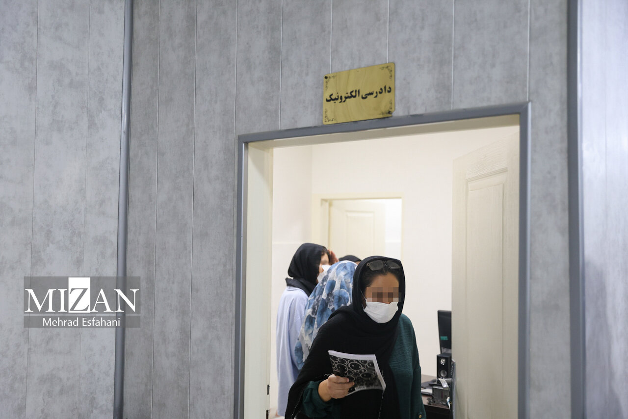 پشت درهای بسته زندان زنان چه می‌گذرد؟ | تصاویر